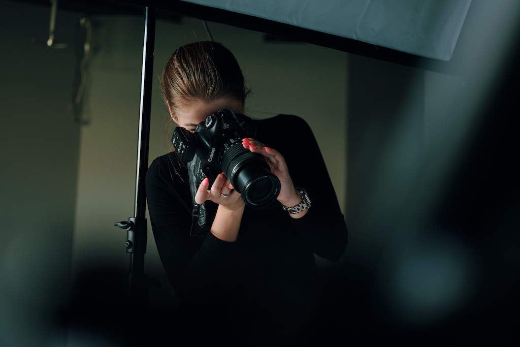 Fotograf w Studia Fotograficznym w Krakowie